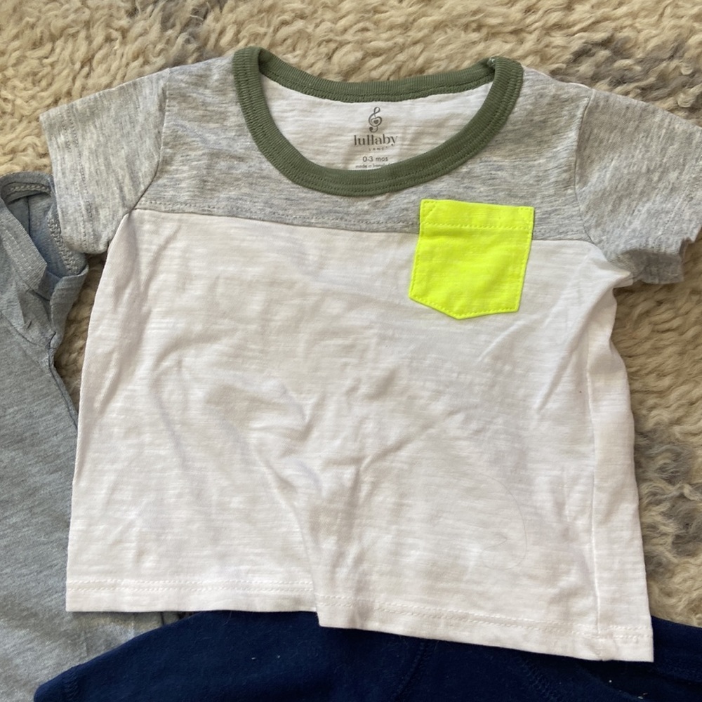 Newborn-3mo bundle - Picture 2 of 5